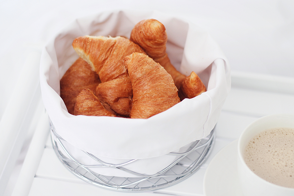 croissants-breakfast