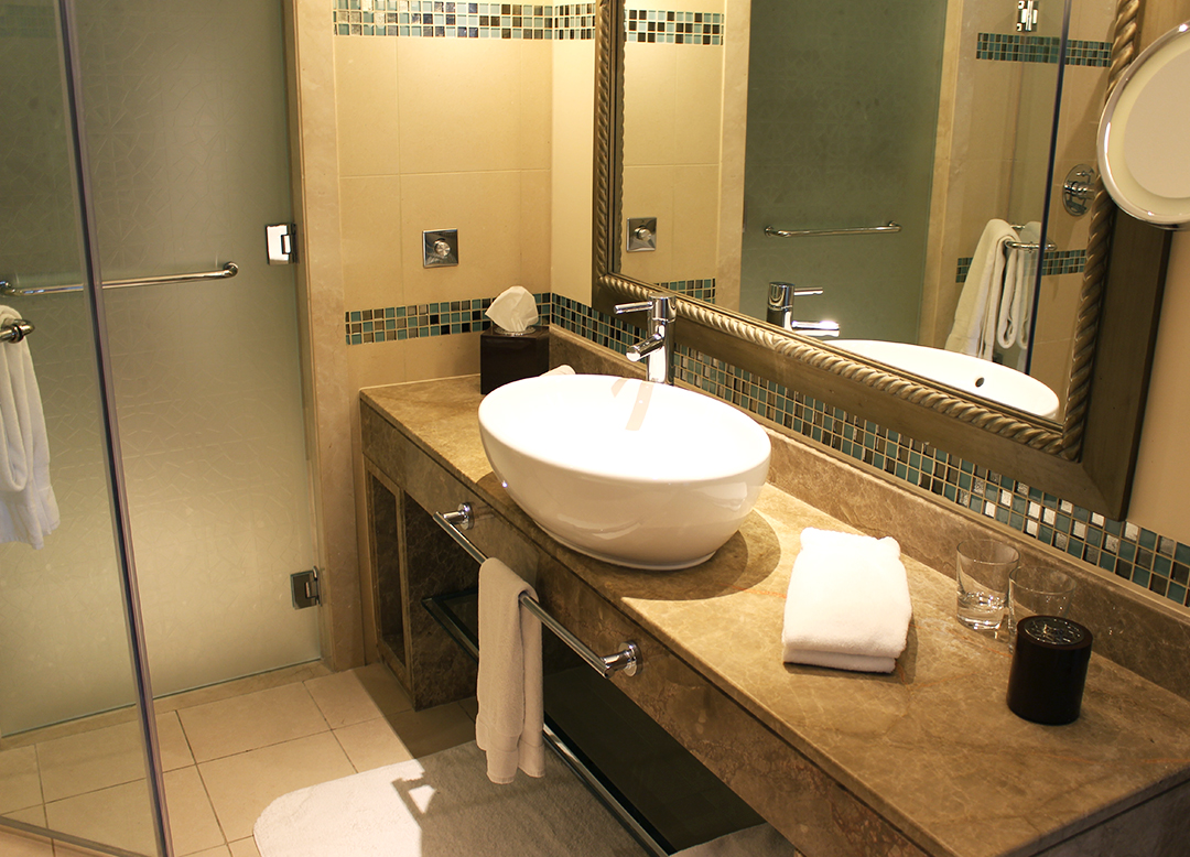 Fairmont The Palm Hotel Dubai Review Badezimmer WC