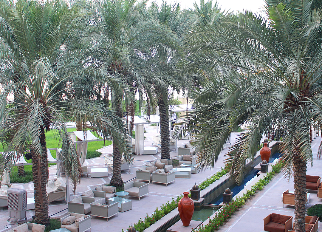 Fairmont The Palm Hotel Dubai Review Lounge
